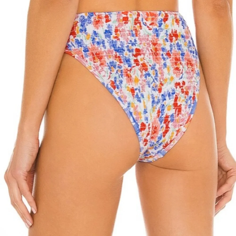 L*SPACE ✨ NWT SCRUNCH HIGH WAIST BOTTOMS - Picture 6 of 13